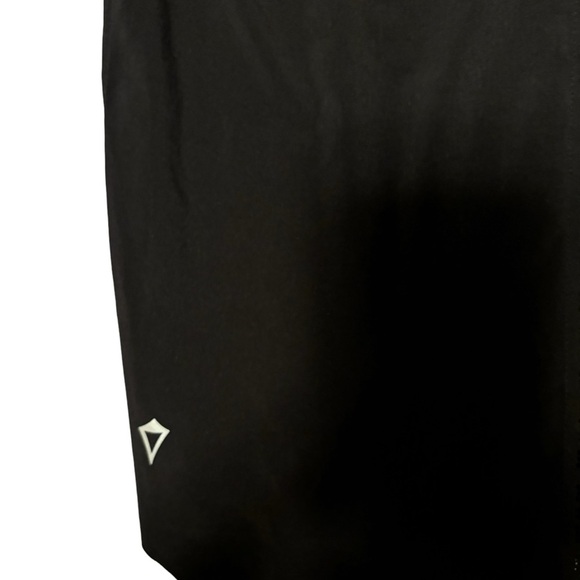 Ivivva Girls Lululemon Racer Back Tank Top. Size 12. - Picture 2 of 4